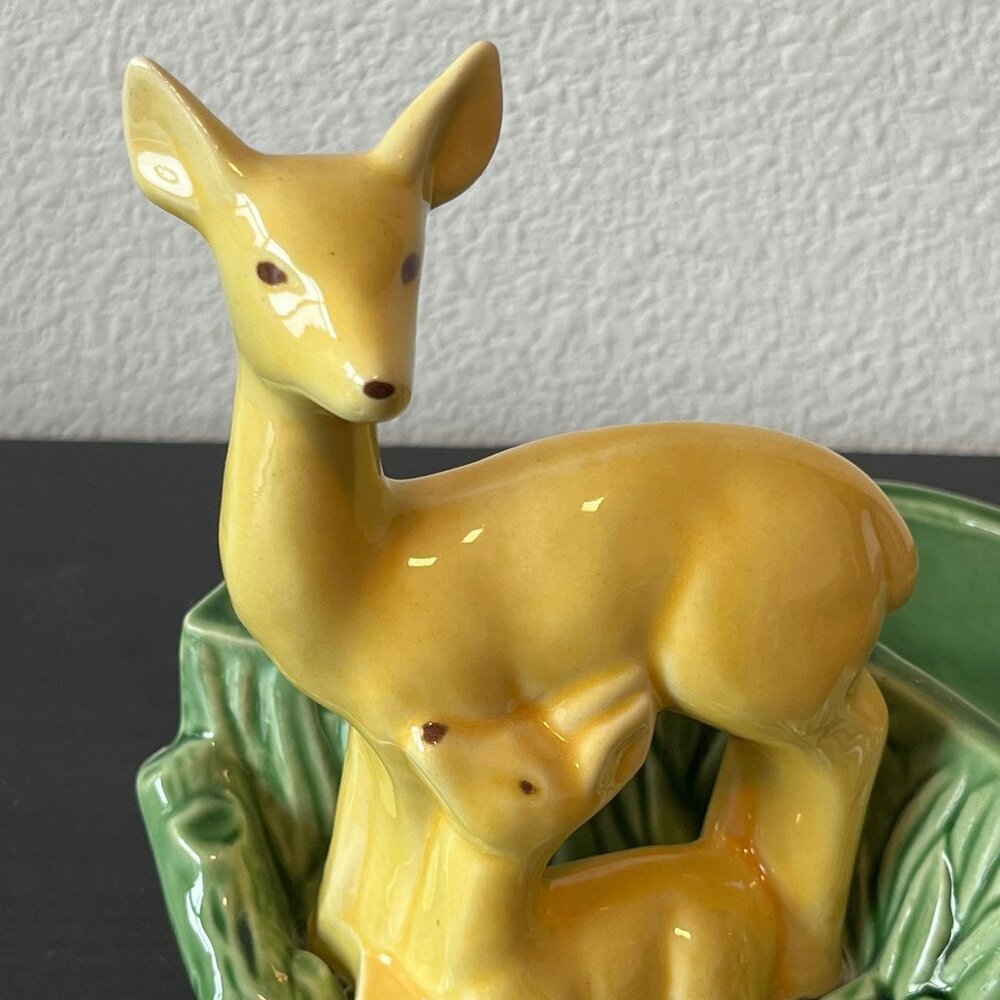 MCM Shawnee Pottery Deer Planter // Mother with Fawn // Vintage 1950s - Picture 2 of 7